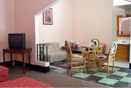 פואבלה Hotel Imperial מראה חיצוני תמונה